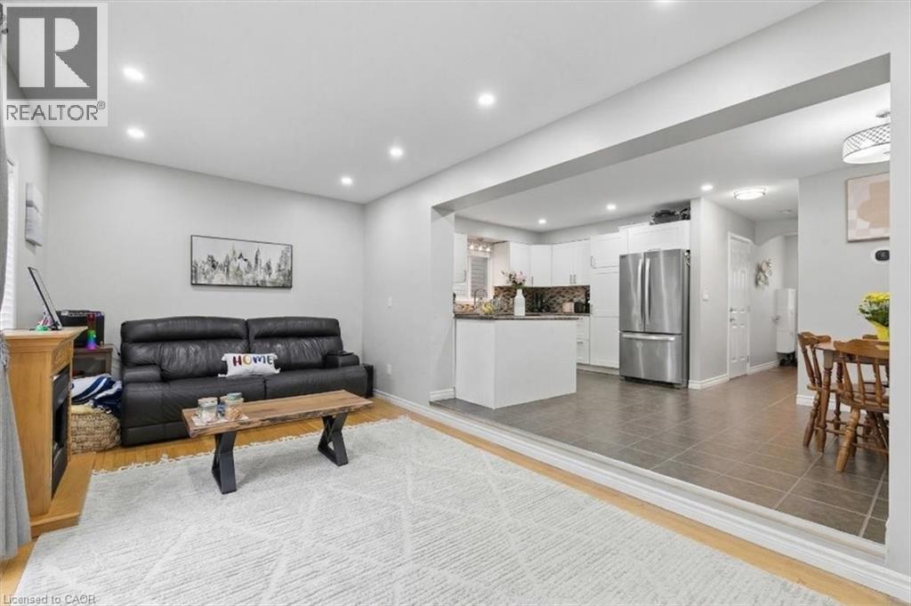 95 HOUGHTON Street thumbnail 10