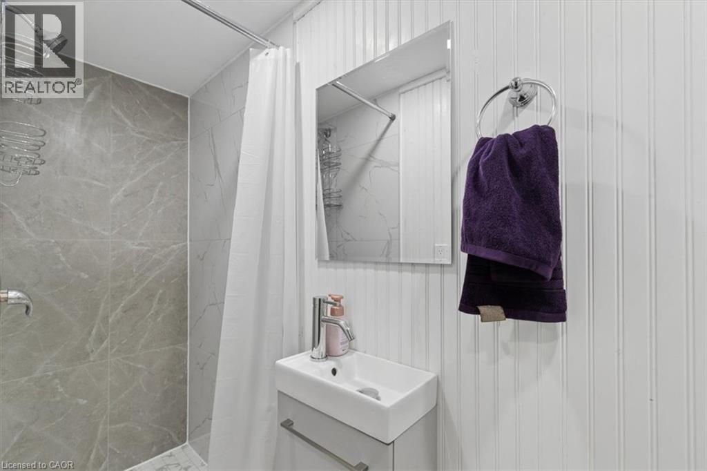 95 HOUGHTON Street thumbnail 20