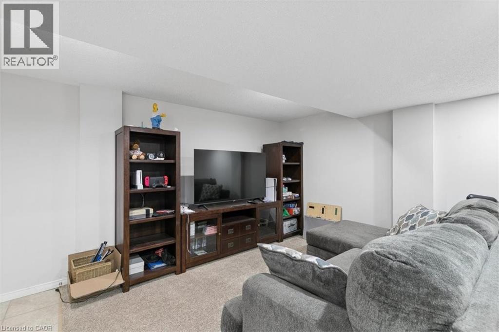 95 HOUGHTON Street thumbnail 23