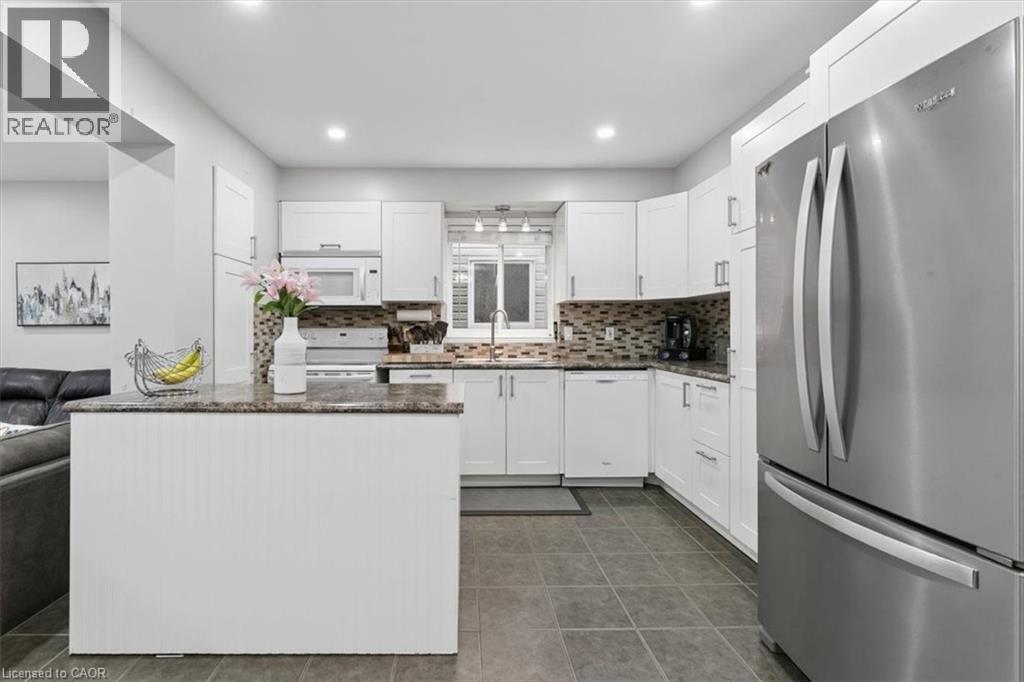 95 HOUGHTON Street thumbnail 5