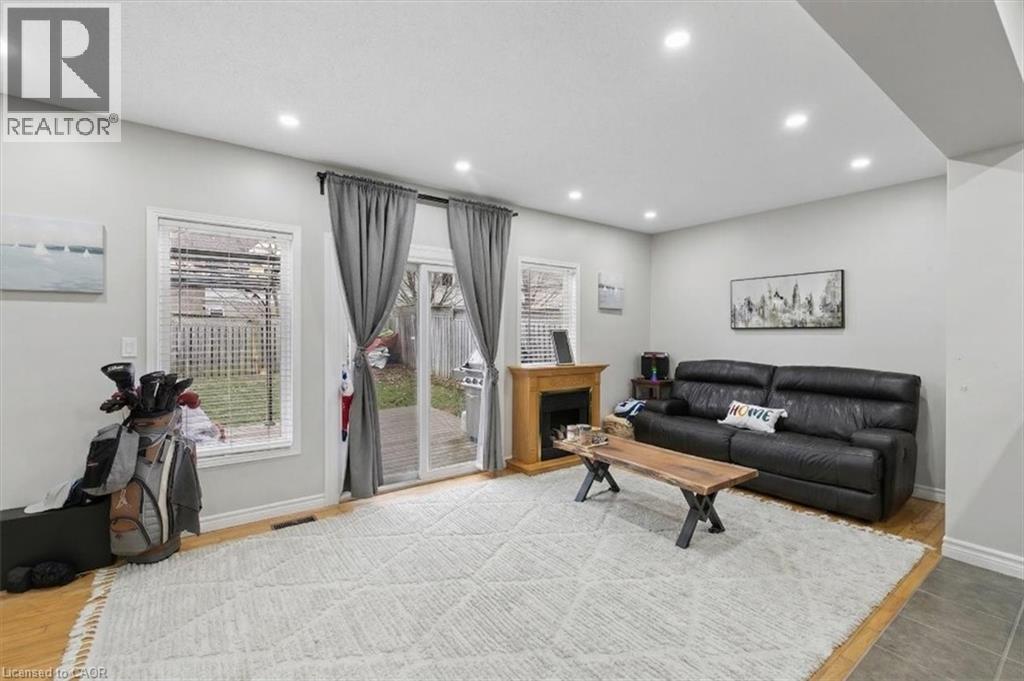 95 HOUGHTON Street thumbnail 9