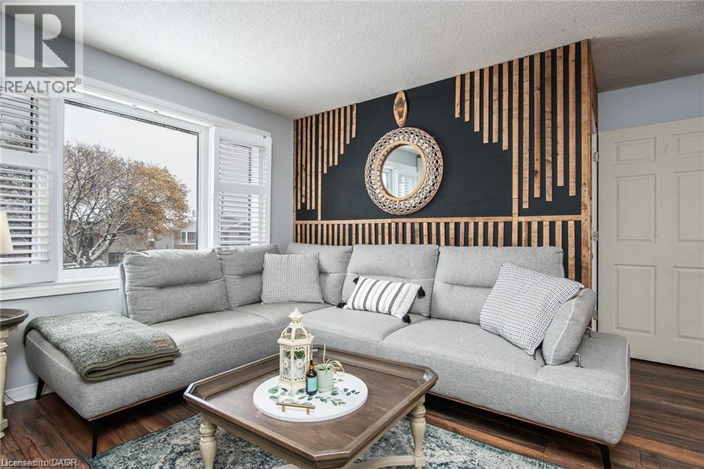 67 PINEMEADOW Crescent thumbnail 9