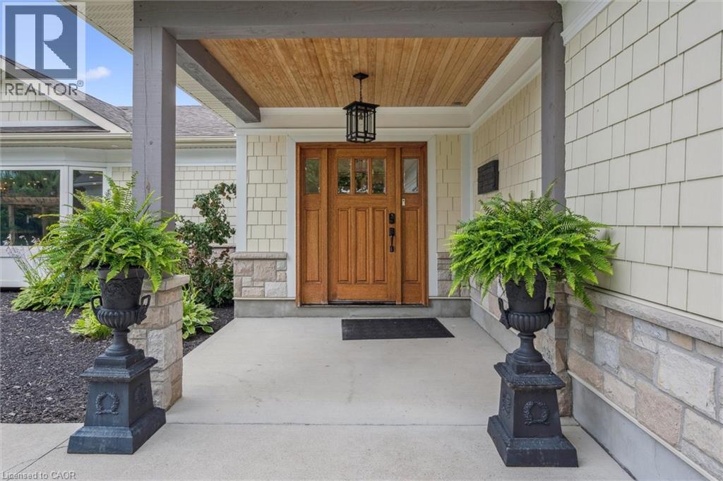 882-888 FAIRWAY Road N thumbnail 4