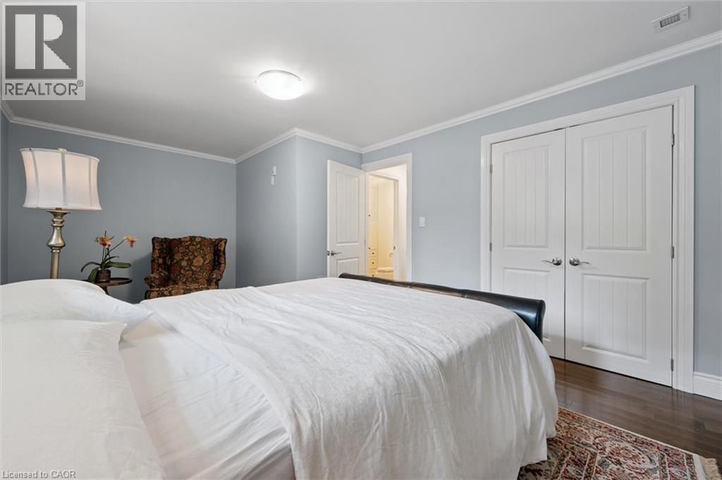 882-888 FAIRWAY Road N thumbnail 19