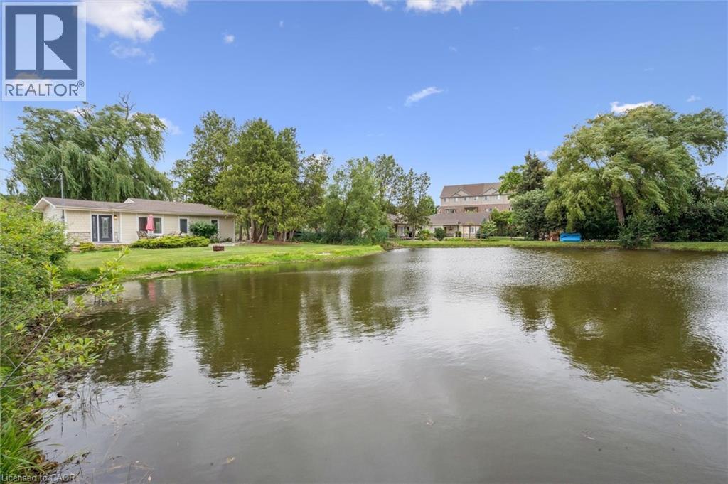 882-888 FAIRWAY Road N thumbnail 47