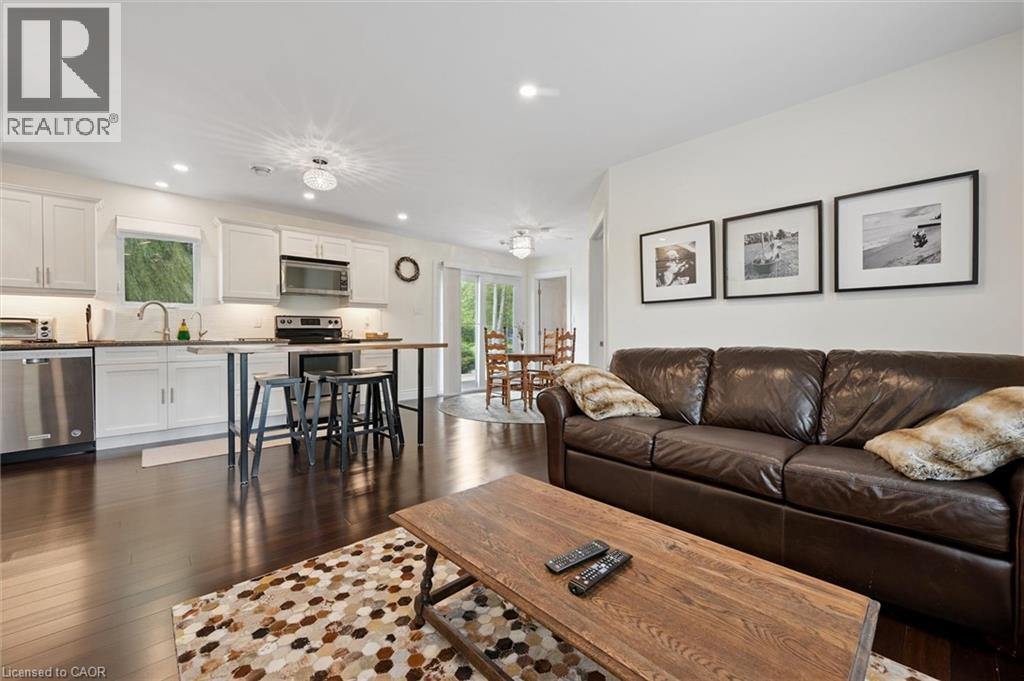 882-888 FAIRWAY Road N thumbnail 32