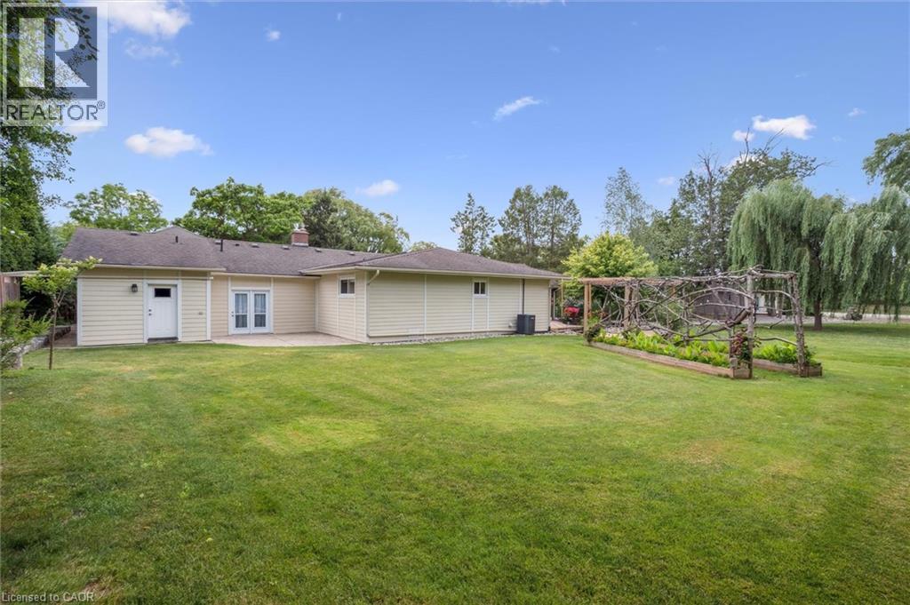 882-888 FAIRWAY Road N thumbnail 44