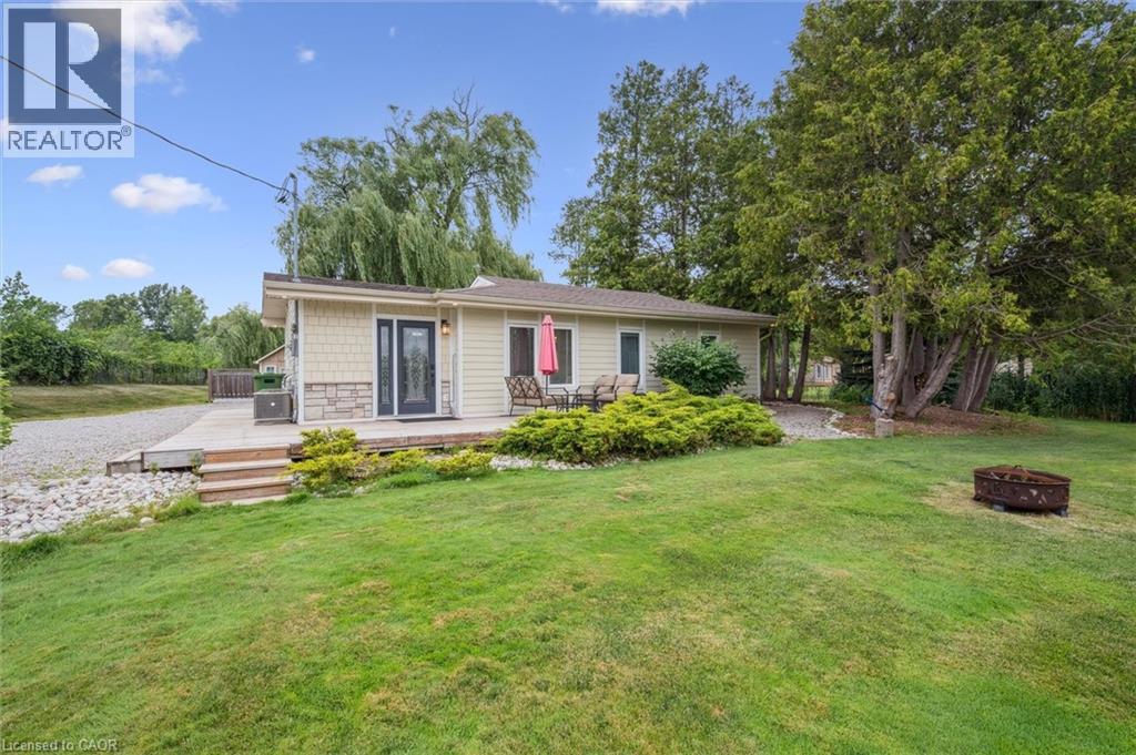 882-888 FAIRWAY Road N thumbnail 27