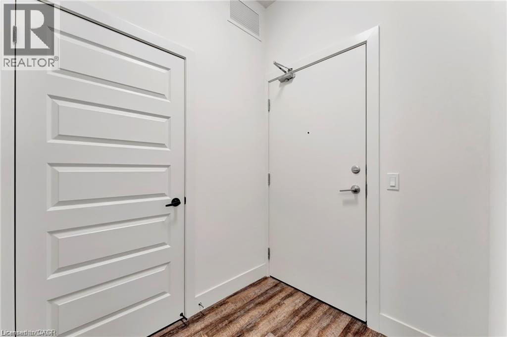 107 ROGER Street Unit# 101 thumbnail 5