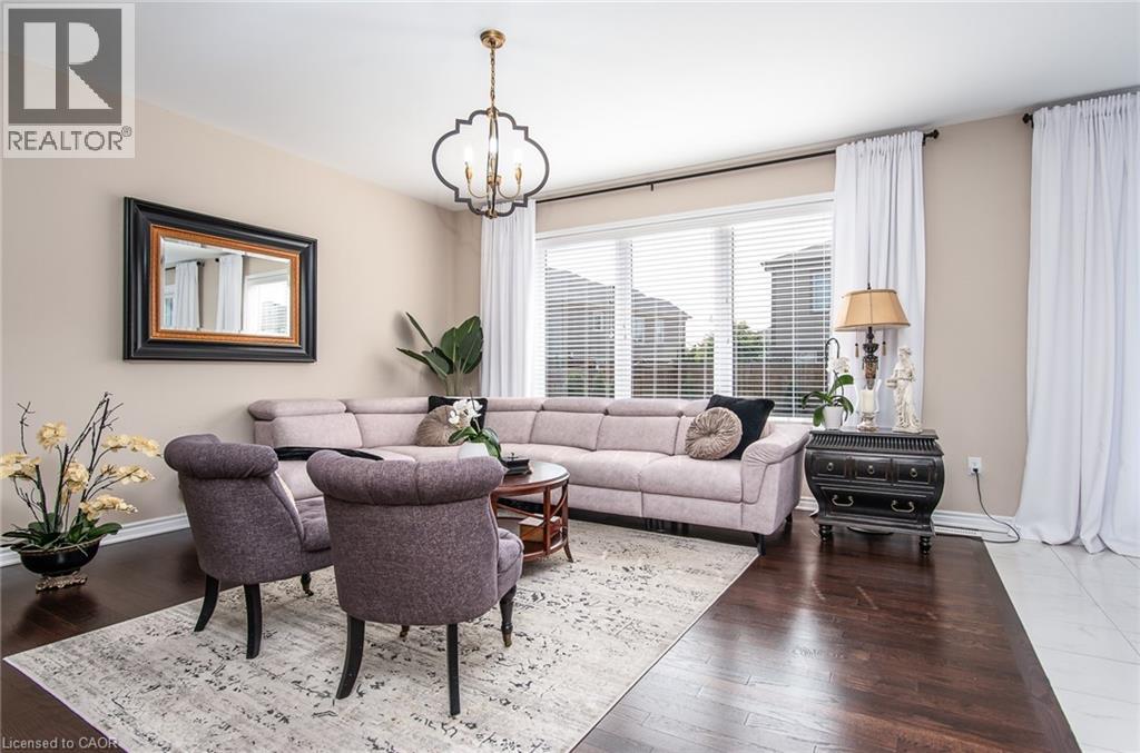 232 SHADY GLEN Crescent thumbnail 12