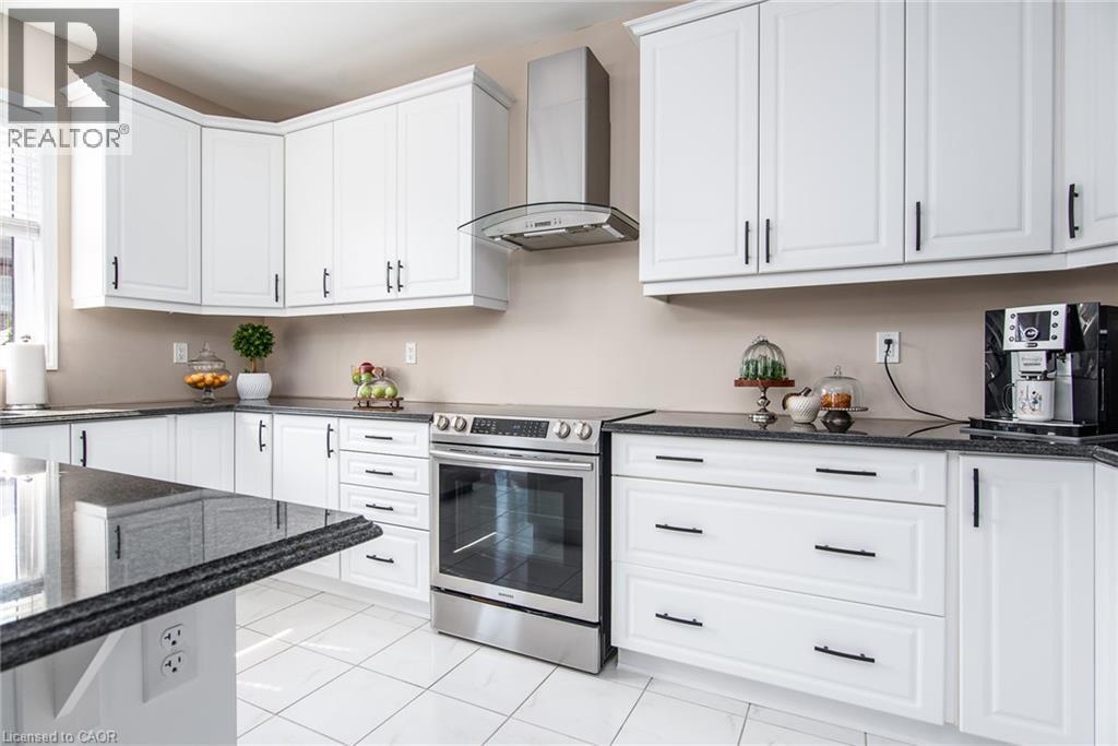 232 SHADY GLEN Crescent thumbnail 22