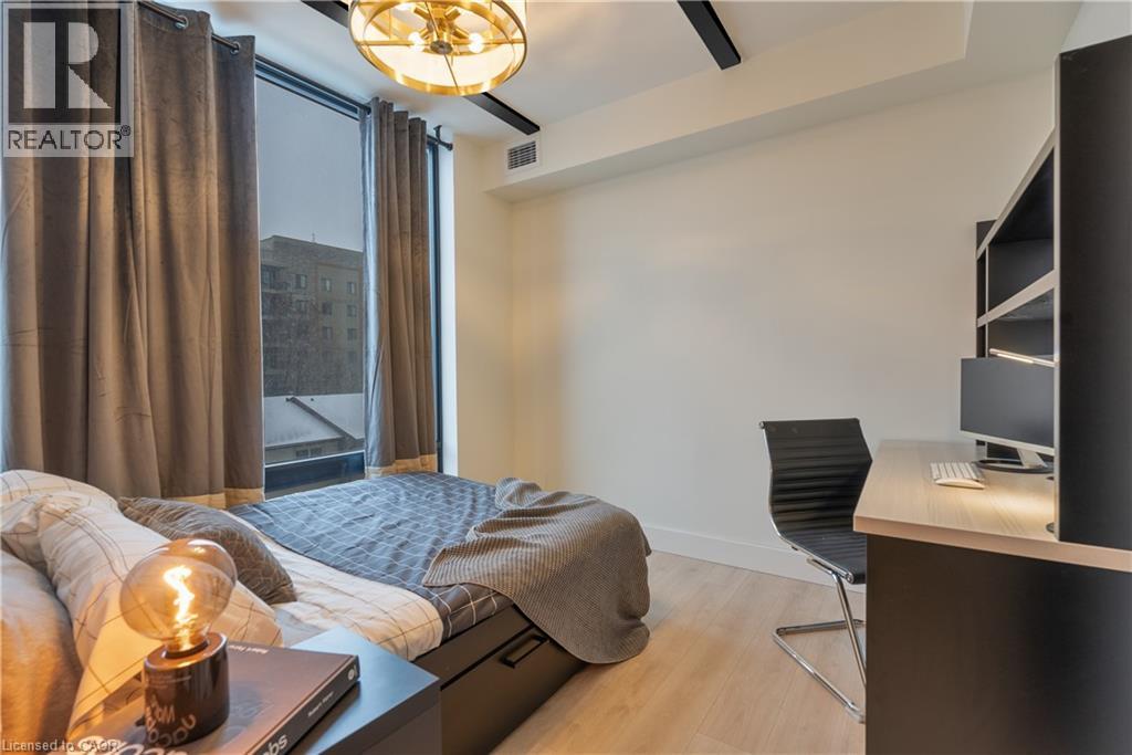 145 COLUMBIA Street W Unit# 1027 thumbnail 11