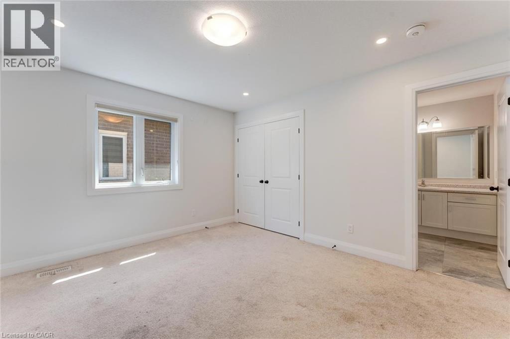 629 DOONWOODS Crescent thumbnail 35