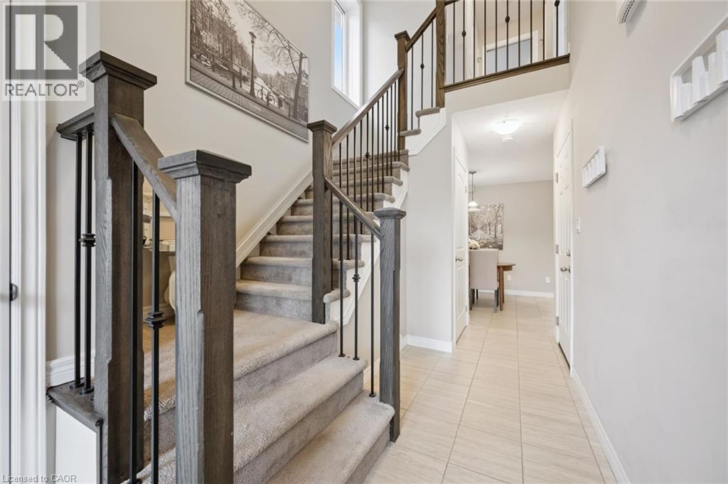 354 FINORO Crescent thumbnail 5