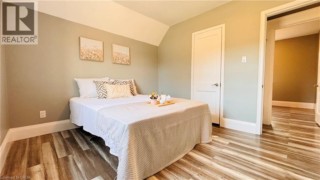 138 GLASGOW Street thumbnail 18