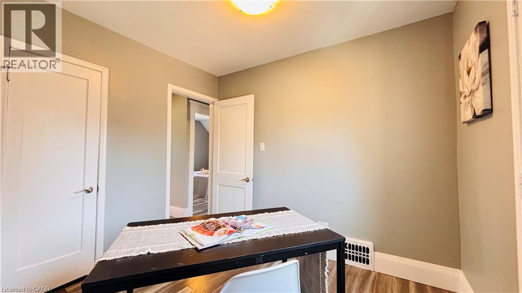 138 GLASGOW Street thumbnail 21