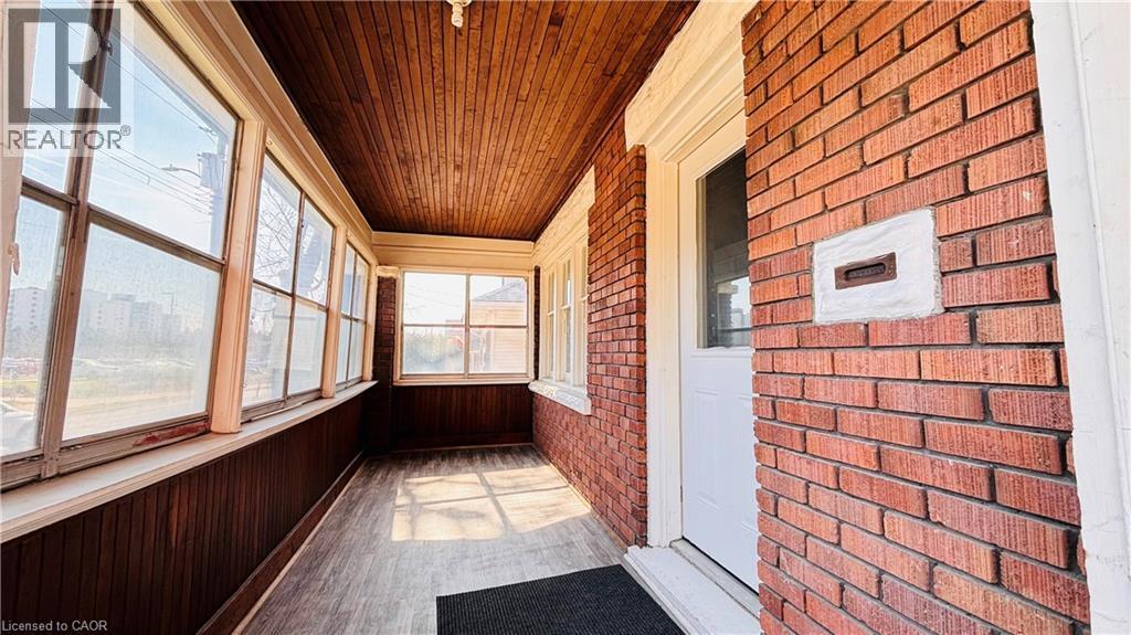 138 GLASGOW Street thumbnail 5