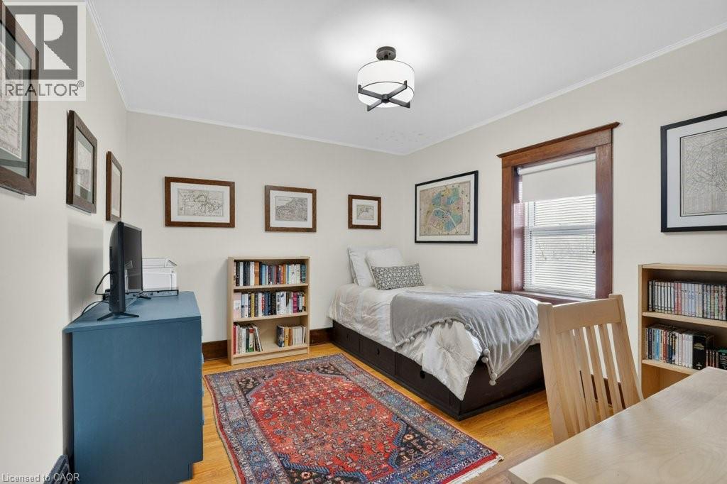 859 QUEEN'S Boulevard thumbnail 19