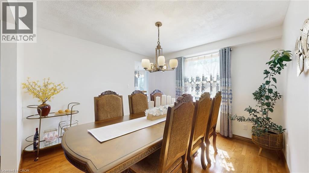 330 GUELPH Avenue thumbnail 14