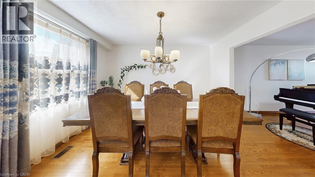 330 GUELPH Avenue thumbnail 15