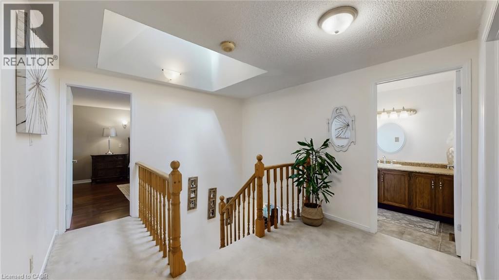 330 GUELPH Avenue thumbnail 24