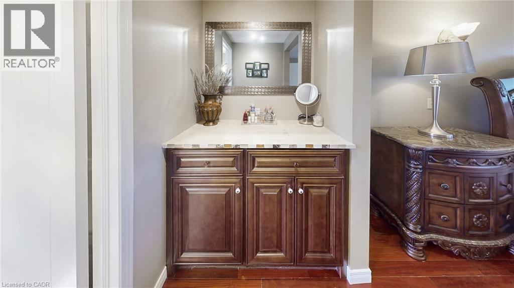 330 GUELPH Avenue thumbnail 28