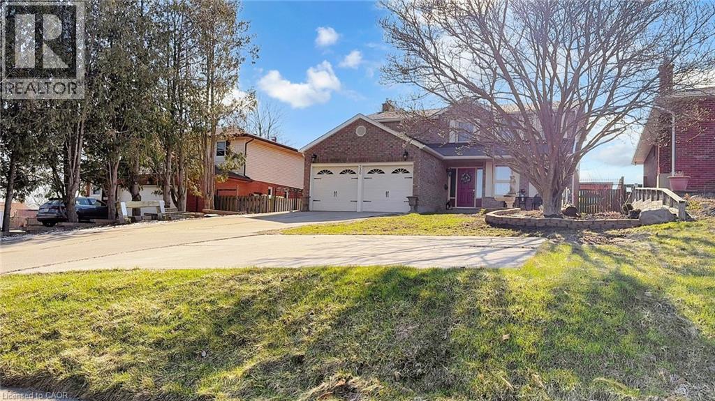 330 GUELPH Avenue thumbnail 3