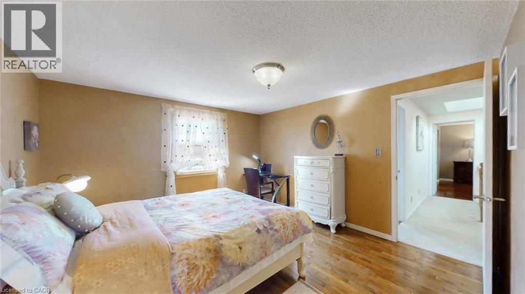 330 GUELPH Avenue thumbnail 30