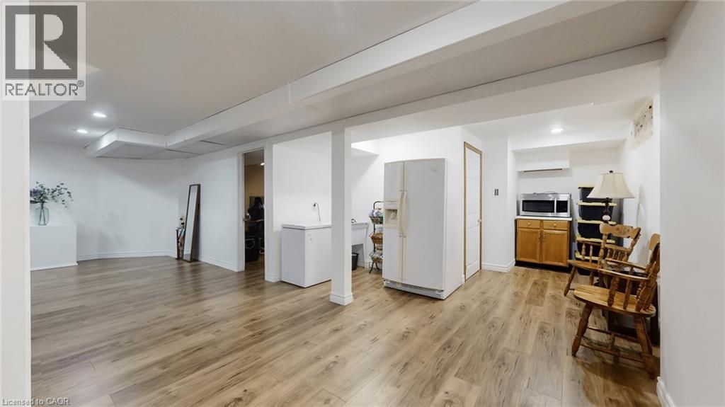 330 GUELPH Avenue thumbnail 42