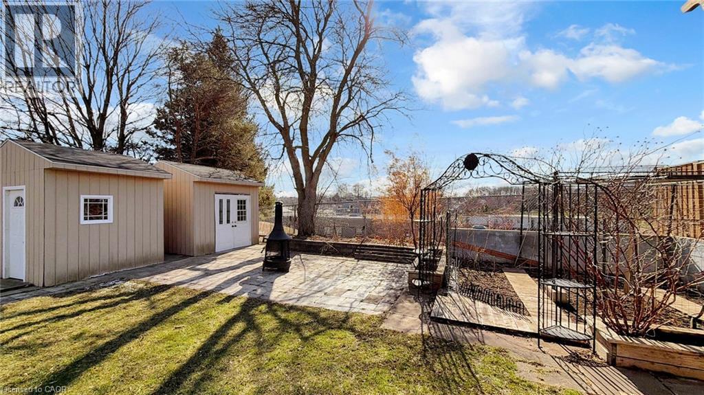 330 GUELPH Avenue thumbnail 47