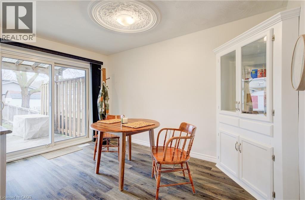 88 WESTWOOD Drive thumbnail 11