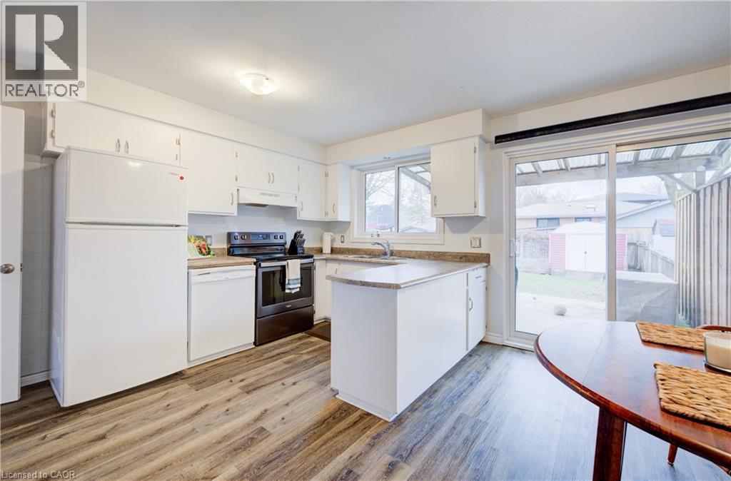 88 WESTWOOD Drive thumbnail 12