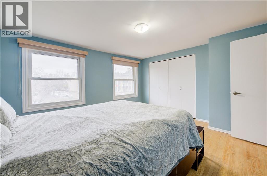 88 WESTWOOD Drive thumbnail 18