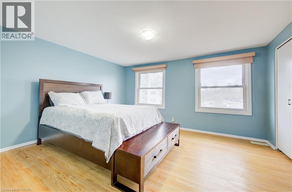 88 WESTWOOD Drive thumbnail 19