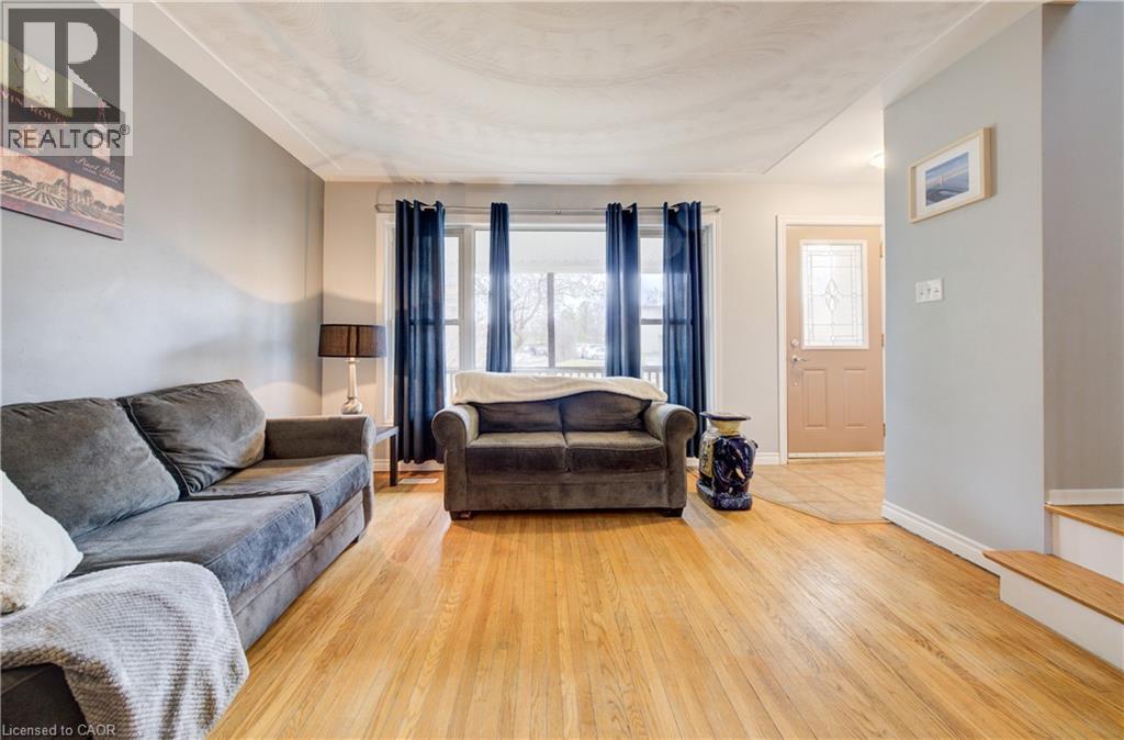 88 WESTWOOD Drive thumbnail 3