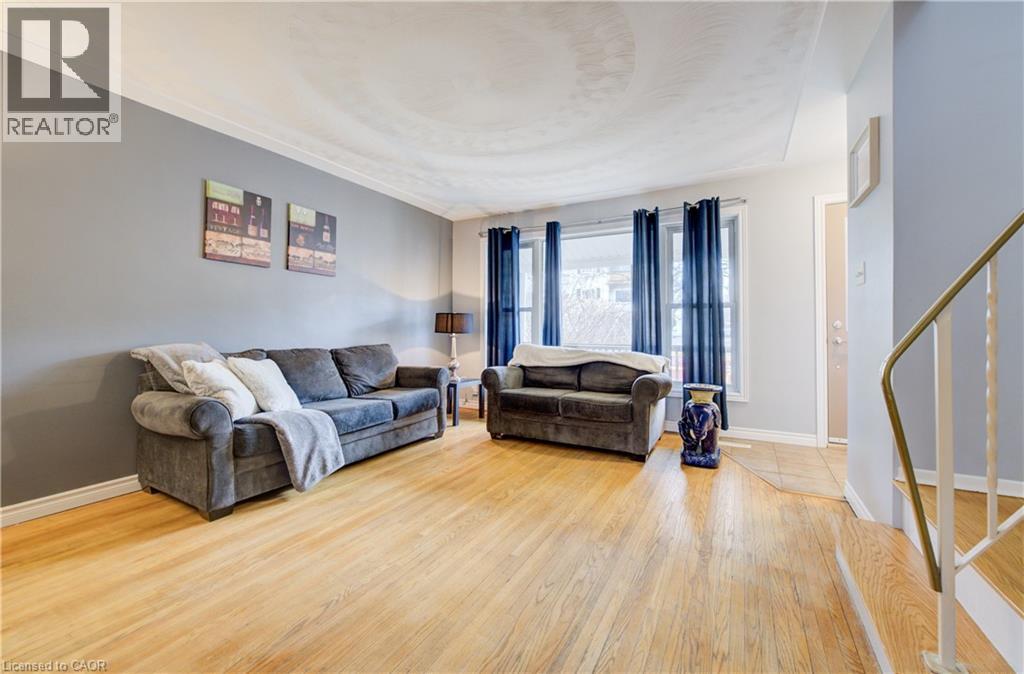 88 WESTWOOD Drive thumbnail 4