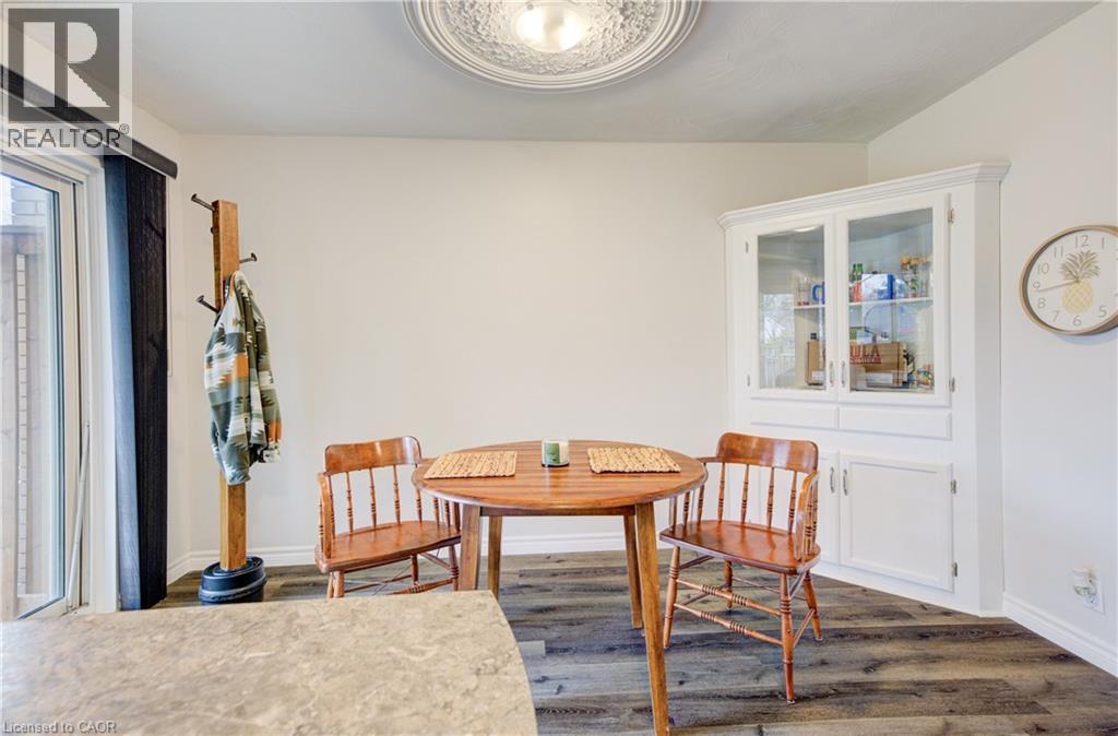 88 WESTWOOD Drive thumbnail 9