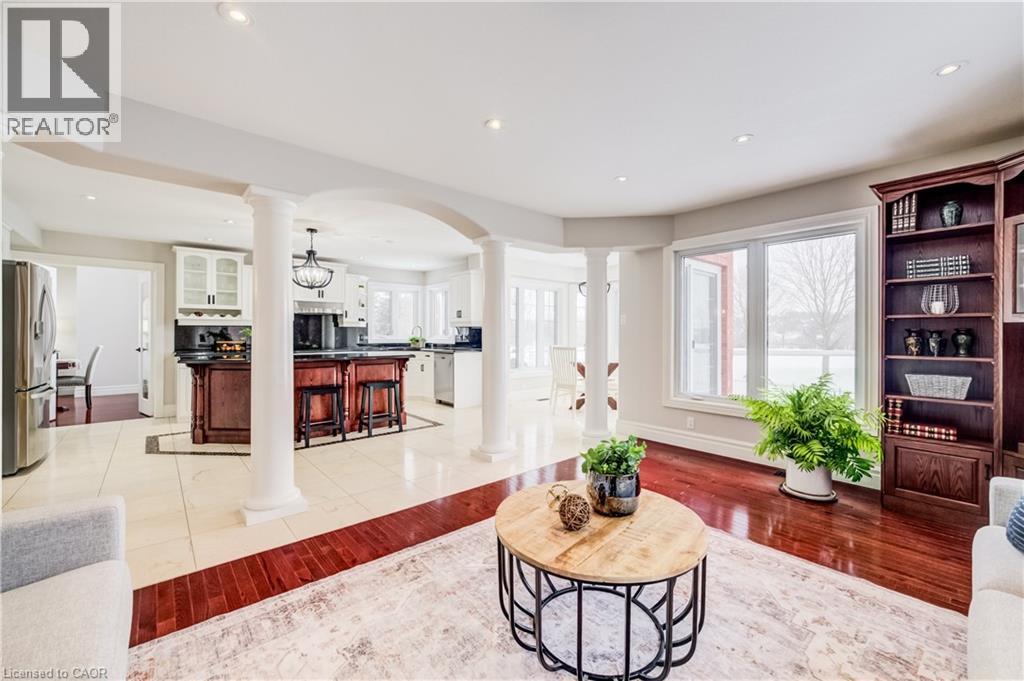 38 DEER RIDGE Crescent thumbnail 11