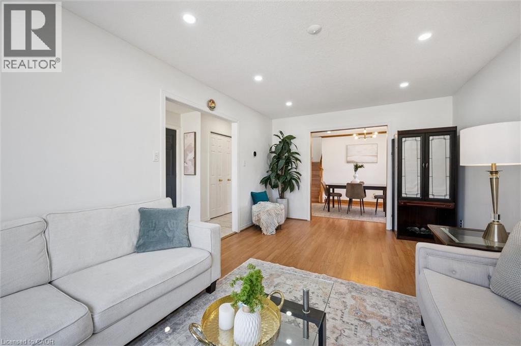 35 MELRAN Drive thumbnail 9