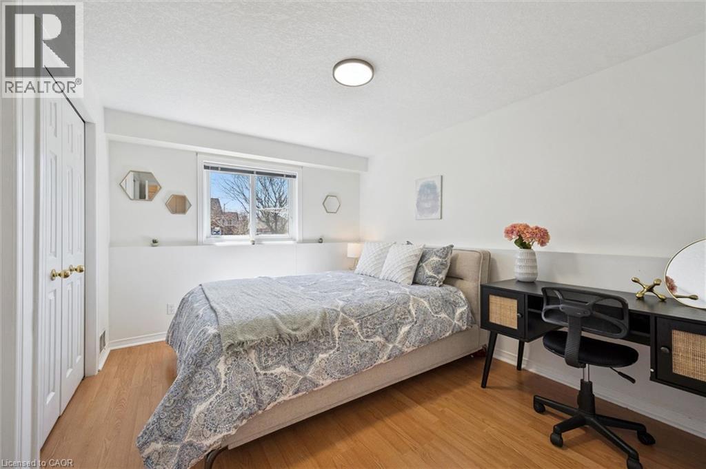 35 MELRAN Drive thumbnail 30