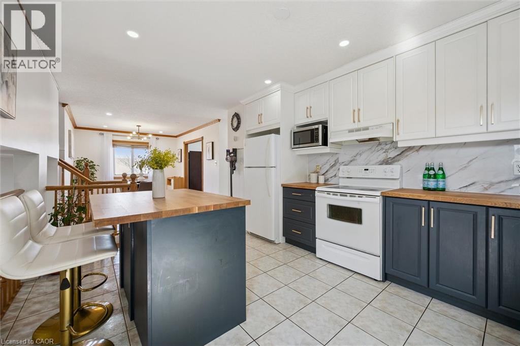 35 MELRAN Drive thumbnail 14