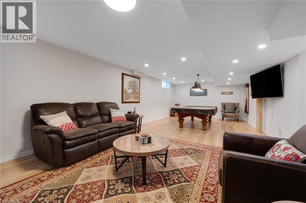 533 WOODFIELD Court thumbnail 34