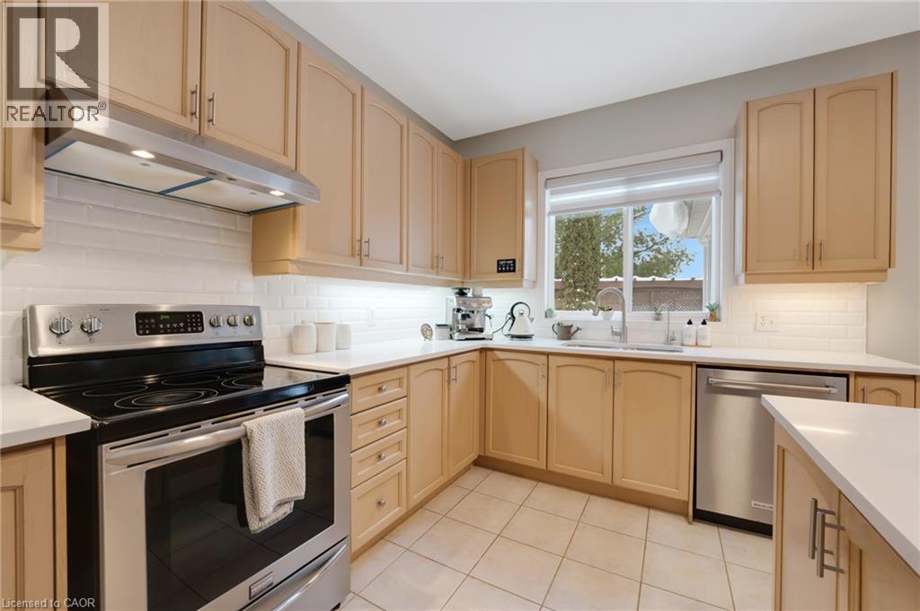 533 WOODFIELD Court thumbnail 9