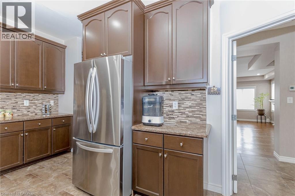 2 DOON CREEK Street thumbnail 13