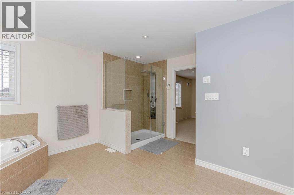 2 DOON CREEK Street thumbnail 37