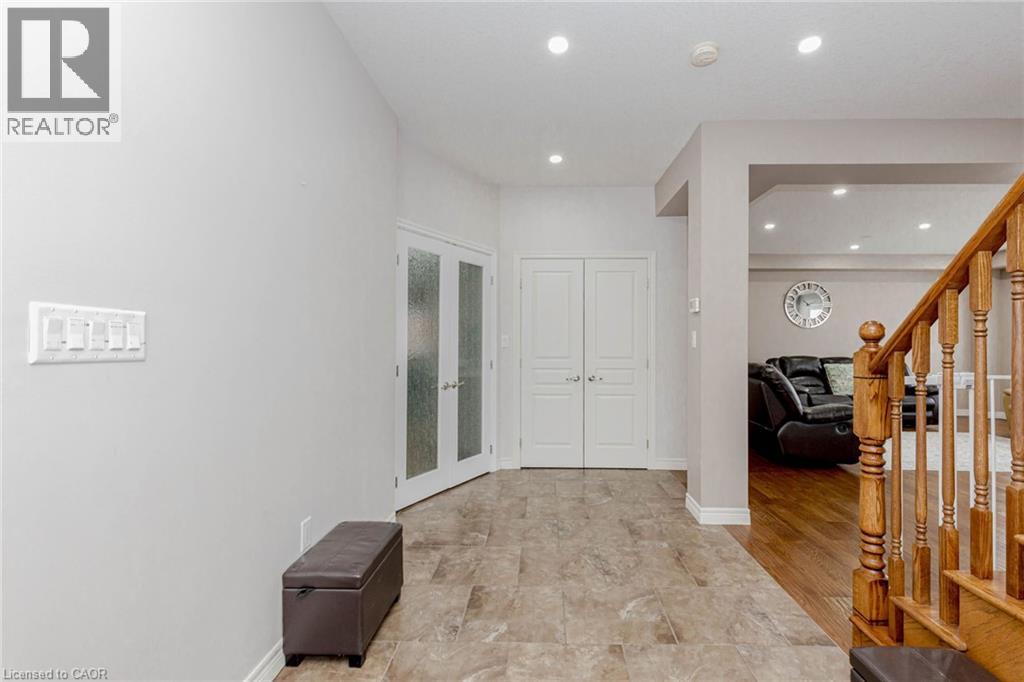 2 DOON CREEK Street thumbnail 6