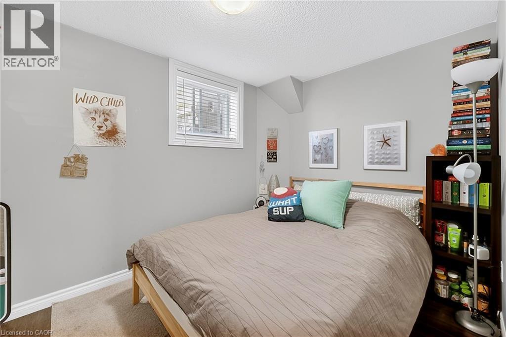 228 HOLBORN Drive thumbnail 26