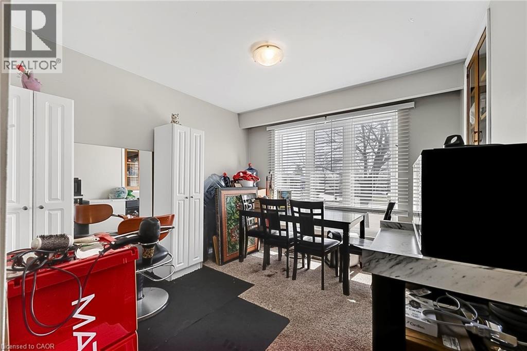 228 HOLBORN Drive thumbnail 10