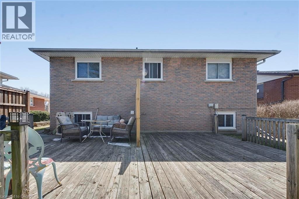 228 HOLBORN Drive thumbnail 31