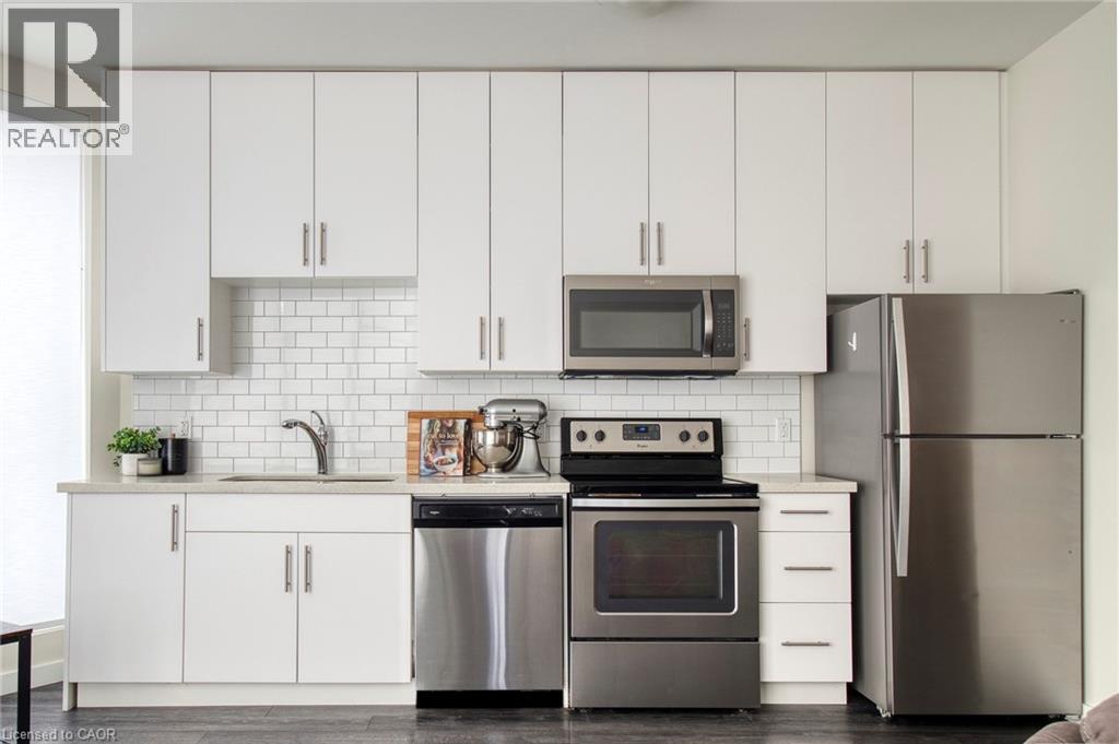 690 KING Street W Unit# 101 thumbnail 20